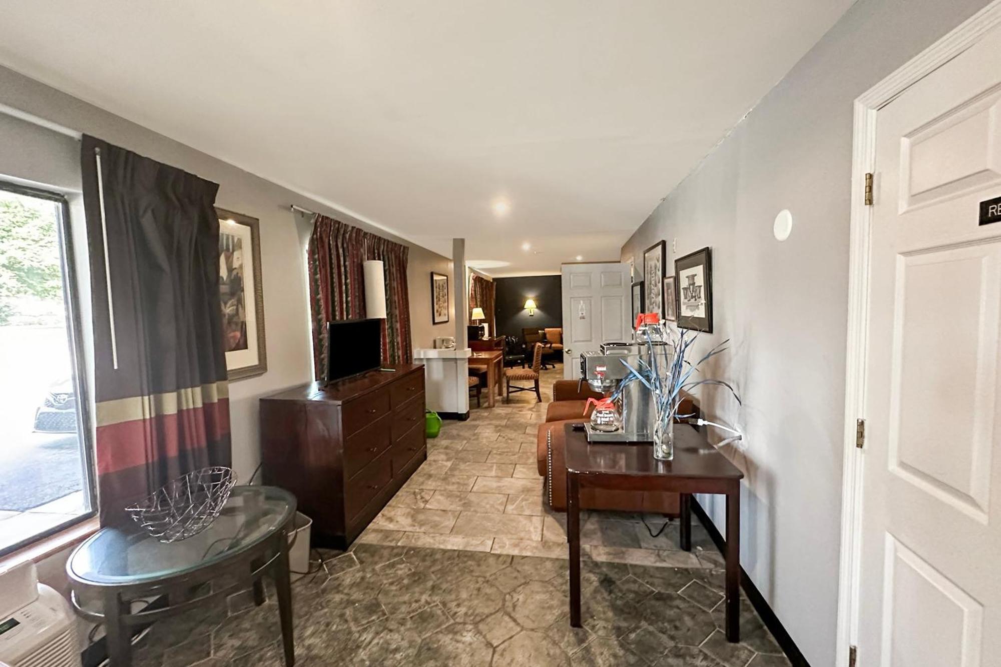 Executive Inn Ridgeway I-77 Exteriér fotografie
